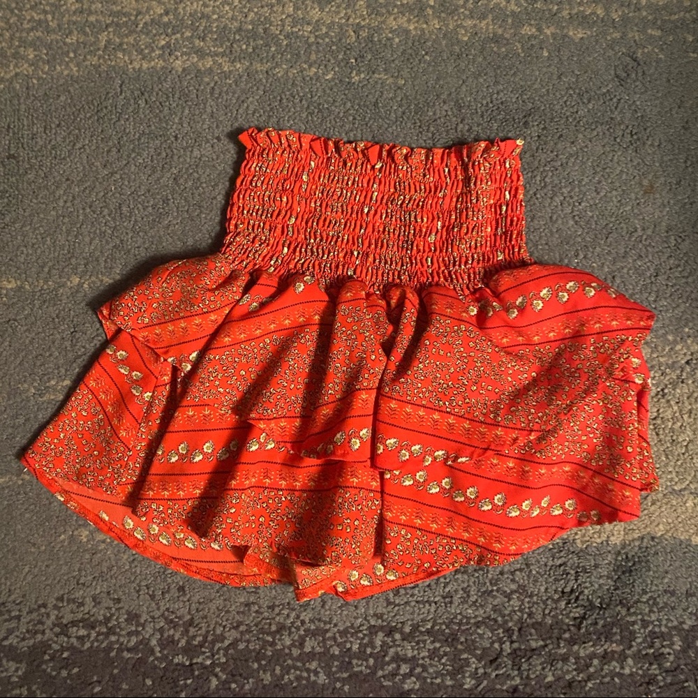 love Lola skirt!! High waisted